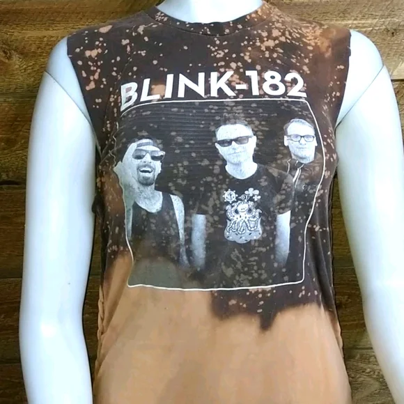 Blink-182 Customized Muscle Tank Brown and Tan T11 - Picture 3 of 10